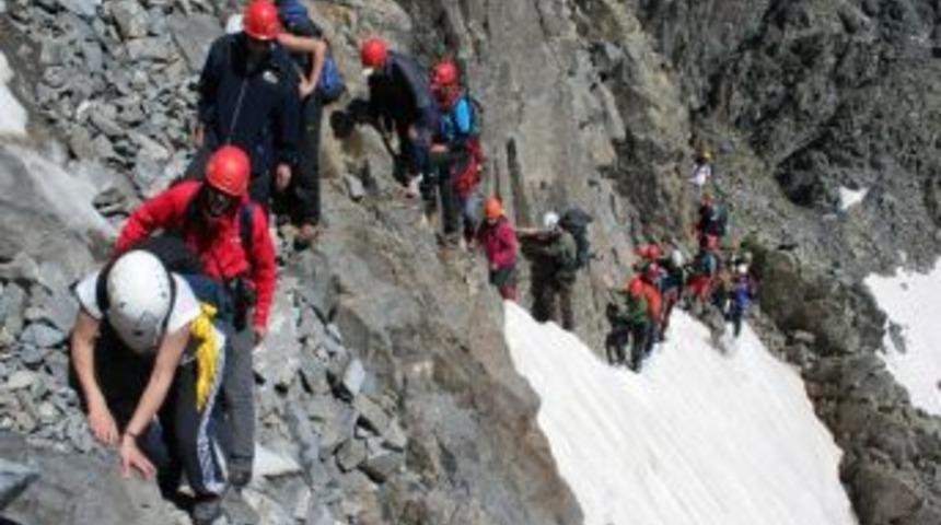 Uluslar Arası Dağcılık Ve Turizm Şenliği