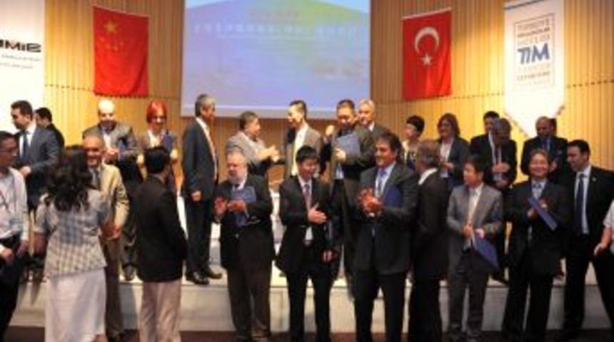 "&Ccedil;in&rsquo;in Fabrikası" T&uuml;rkiye&rsquo;ye A&ccedil;ılıyor