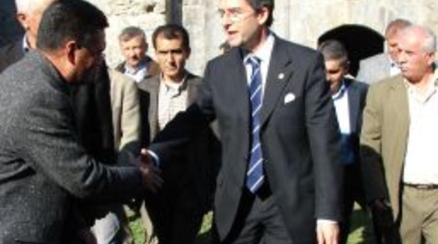 AK Parti'li Badak: Halkımızın Sorunlarını Yerinde Ziyaretle &Ccedil;&ouml;z&uuml;yoruz