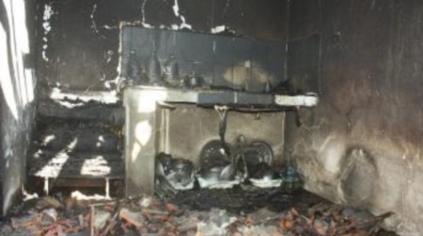 T&uuml;pten Sızan Gaz Evi K&uuml;l Etti