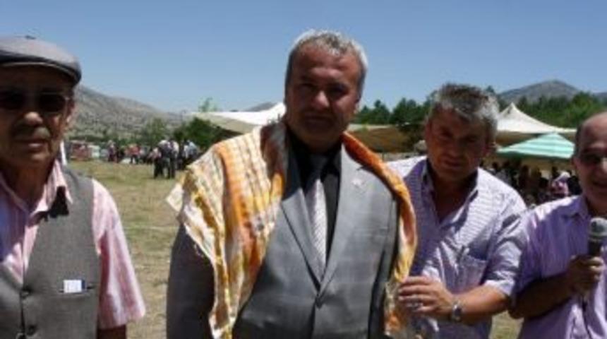 &Ccedil;ıtışlı, K&ouml;y&uuml;n Ağası Oldu
