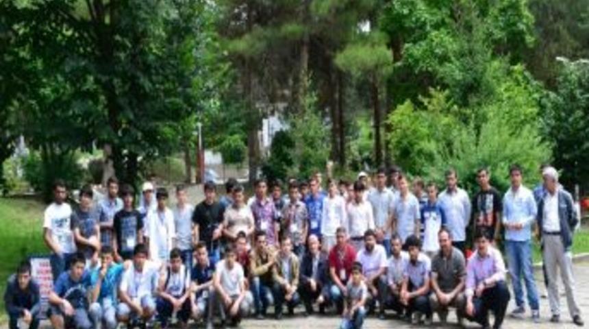2 Bin 120 Gen&ccedil; Niksar&rsquo;ı Geziyor