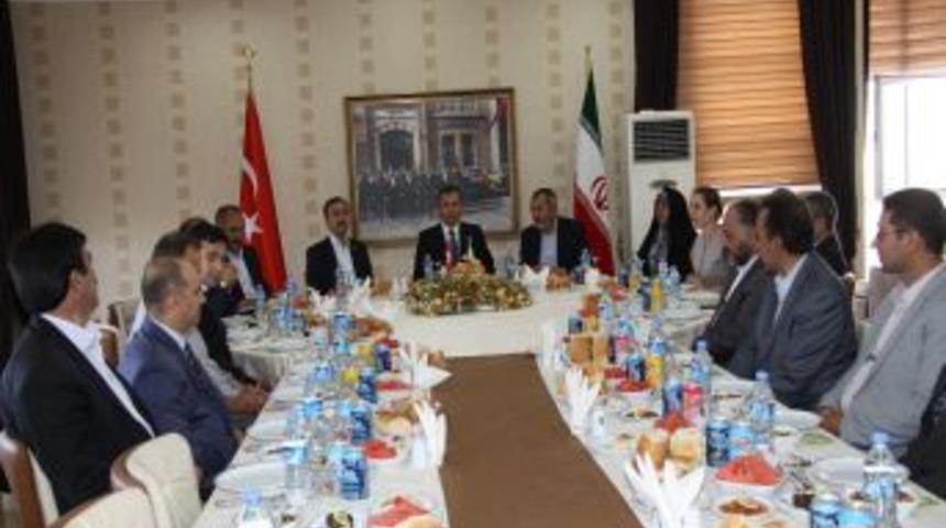 İran Heyeti Ağrı'da