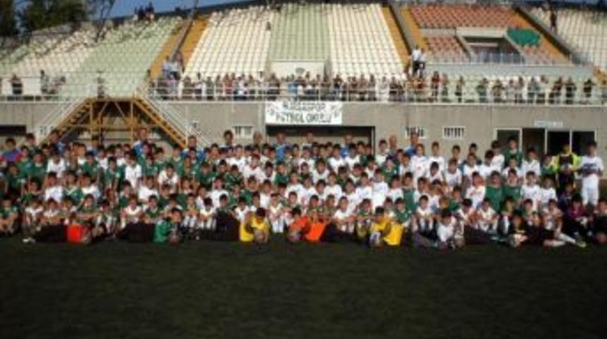 Bursaspor Gen&ccedil; Futbolcular Kazanacak