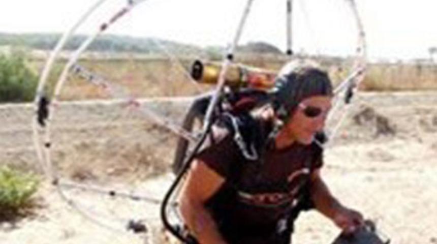 Paramotorla baraja d&uuml;şen fotoğraf&ccedil;ı kayboldu