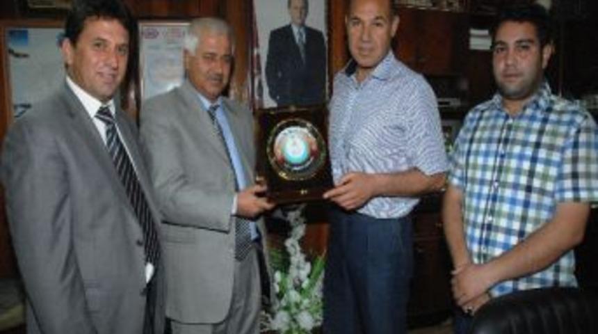 Kerk&uuml;k'ten Ceyhan'a 'kardeşlik' K&ouml;pr&uuml;s&uuml;