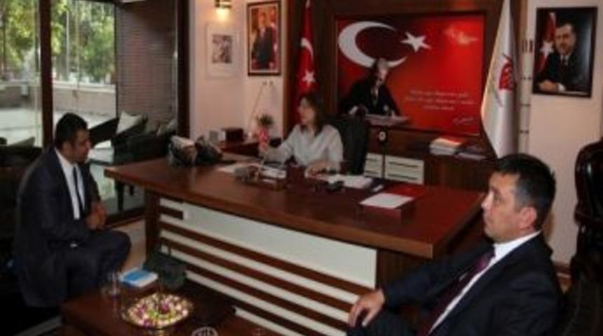 Fatma Şahin &Ccedil;om&uuml;&rsquo;ye Geliyor