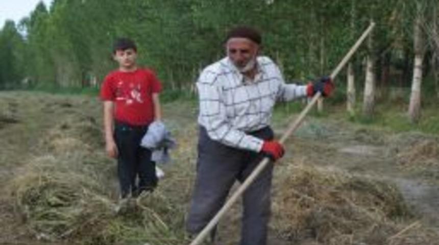 &Ccedil;ocuklar, Yaz Tatilinde K&ouml;ylere Neşe Getirdi