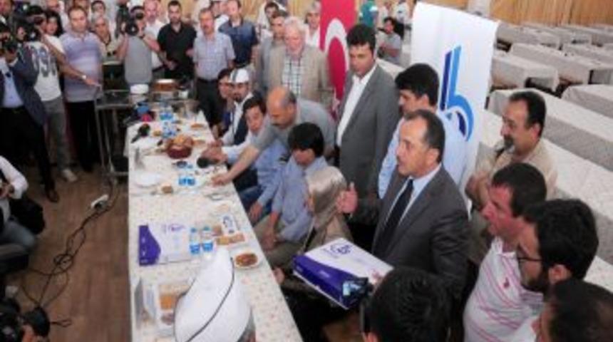 Bağcılar&rsquo;da Iftar Klimalı &Ccedil;adırda Yapılacak