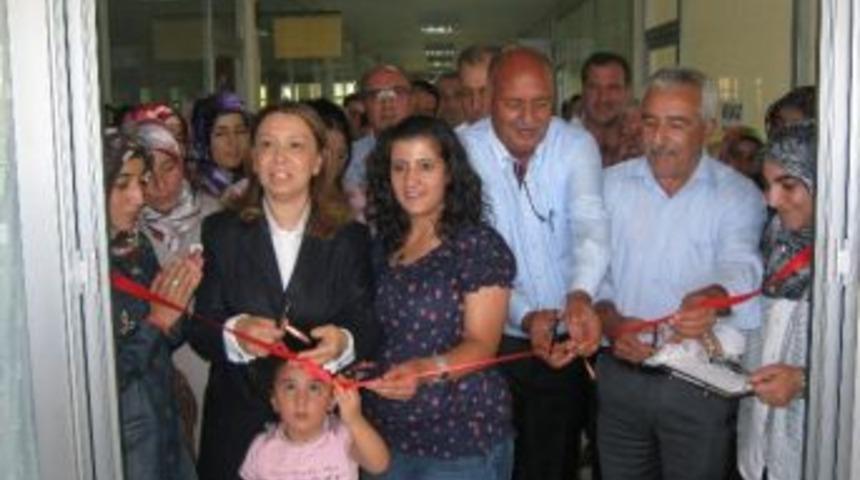Milletvekili &Ouml;znur &Ccedil;alık, Konfeksiyon At&ouml;lyesinin A&ccedil;ılışını Yaptı