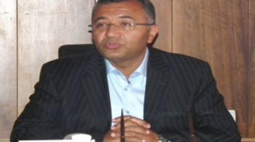 Vali Kenan &Ccedil;ift&ccedil;i: