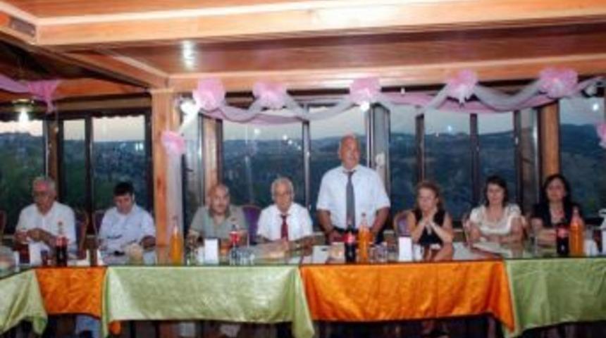Bilecik Valiliği Yazı İşleri M&uuml;d&uuml;r&uuml; Yıldırım'a Veda Yemeği