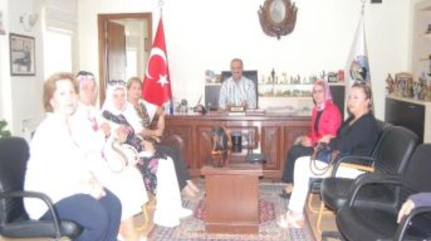 Ak Parti Kadın Kolları Başkanı Uygur&rsquo;dan Başkan Aşkın&rsquo;a Ziyaret