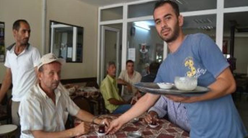 Saruhanlı&rsquo;da Kahvehaneler Sahura Kadar A&ccedil;ık Olacak