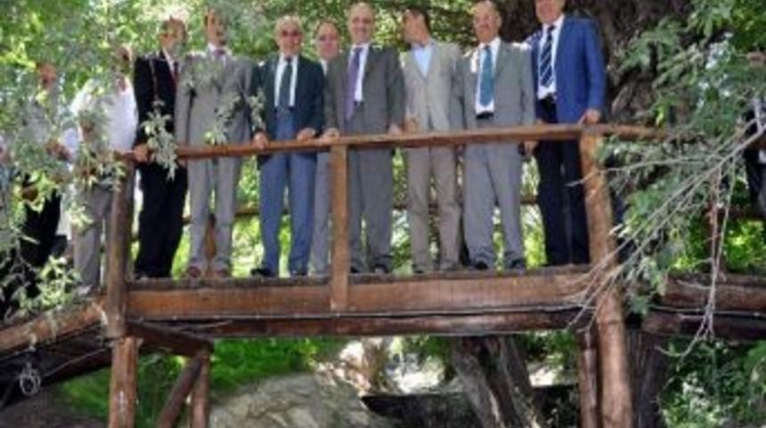 Bakan Bayraktar Suşehri&rsquo;nde