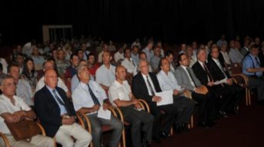 İzmir&rsquo;de 'bilişim Fırtınası' Başladı