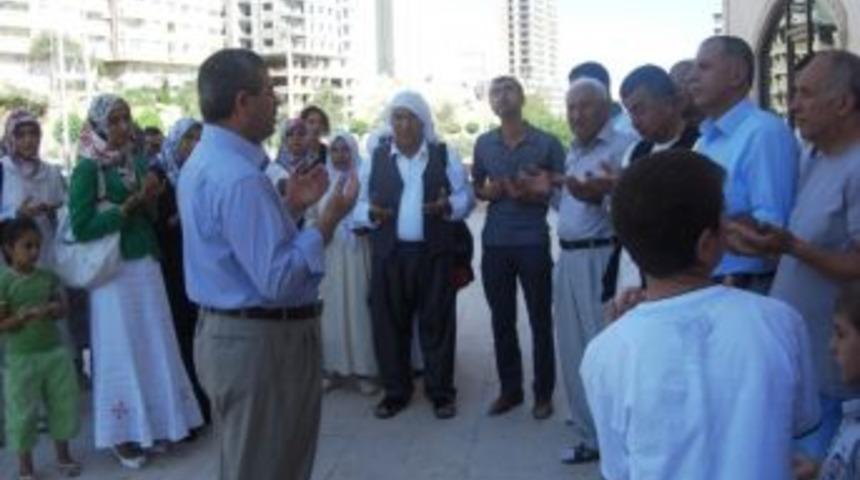 Mardin M&uuml;ft&uuml;l&uuml;ğ&uuml;'nce 2012 Ramazan Umrecileri Uğurlandı