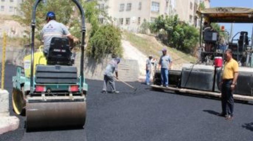 Toroslar Asfalt &Ccedil;alışmasına Devam Ediyor