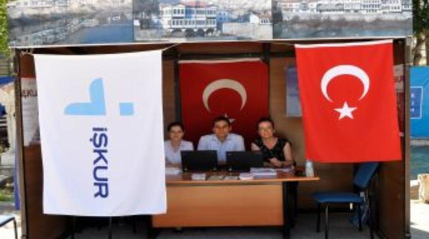 İŞKUR, Amasya'da Tanıtım Standı A&ccedil;tı