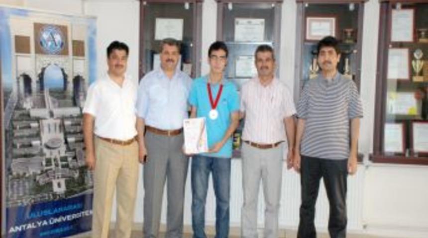 &Ouml;zel Kahramankent Lisesi, Biyoloji Olimpiyatında D&uuml;nya &Uuml;&ccedil;&uuml;nc&uuml;s&uuml;