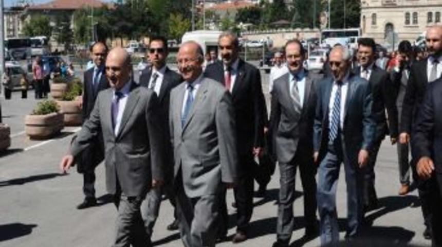 &Ccedil;evre Ve Şehircilik Bakanı Erdoğan Bayraktar: Sivas T&uuml;rkiye I&ccedil;in &Ouml;nemli