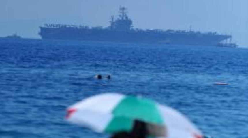 ABD U&ccedil;ak Gemisi, Antalya'da