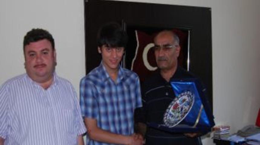 SBS&rsquo;de 500 Puan Alan Anafen Dershanesi &Ouml;ğrencisi İznik&rsquo;in Gururu Oldu