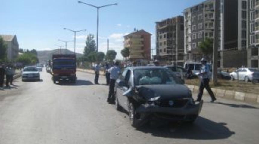 Muş&rsquo;ta Zincirleme Kaza: 14 Yaralı