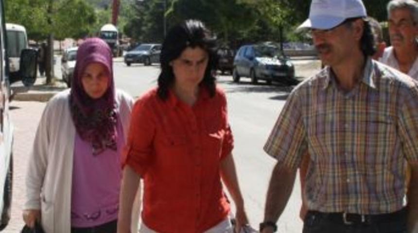 G&ouml;ksun'da "kayıp Yabancı Kadın Gazeteci" Alarmı