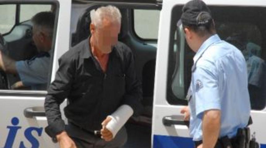 D&uuml;ğ&uuml;nde Silahla Ateş A&ccedil;an Gelinin Babası G&ouml;zaltına Alındı