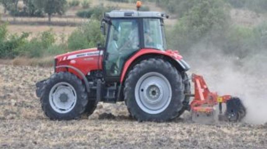 Gönenli Çiftçiler Yeni Üretilen Tarım Aletlerini Denedi