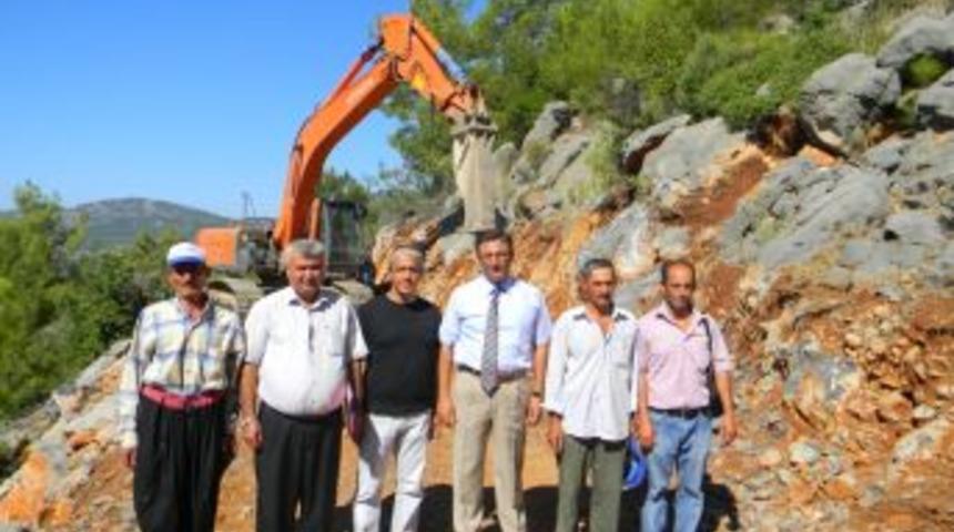 Yayla Yollarında &Ccedil;alışma Devam Ediyor