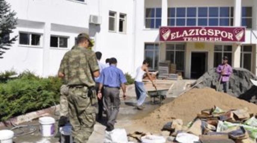Elazığspor kul&uuml;b&uuml; icralık oldu