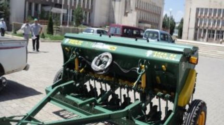 Pasinler&rsquo;de &Ccedil;ift&ccedil;ilere Ekipman Desteği Verilecek