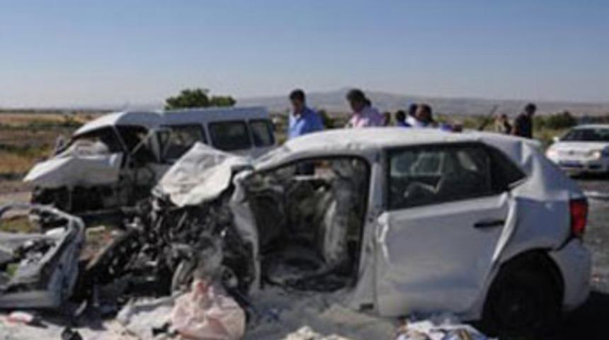 Nevşehir'de kaza: 3 ölü, 2 yaralı