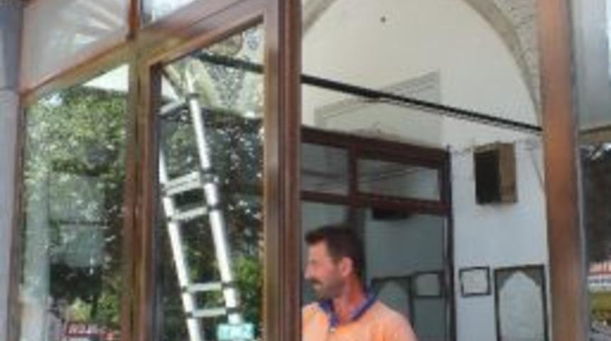 D&uuml;zce&rsquo;de Camiler Ramazana Hazır