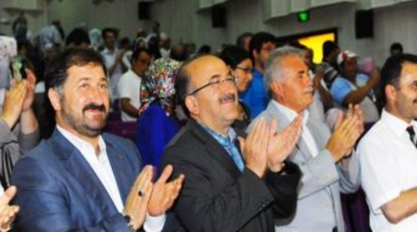 İlahi Konseri B&uuml;y&uuml;k İlgi G&ouml;rd&uuml;