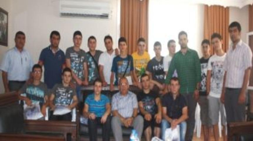 Arnavut &Ouml;ğrencilerden Şanal'a Ziyaret