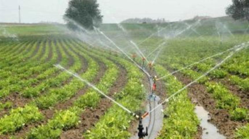 Niğde &Ccedil;ift&ccedil;isinin Y&uuml;z&uuml;n&uuml; G&uuml;ld&uuml;recek, 8 Yeni Sulama Projesi M&uuml;jdesi