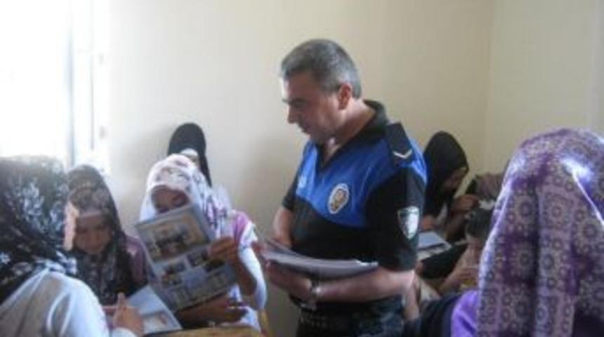 Aksaray&rsquo;da Polis Vatandaş El Ele