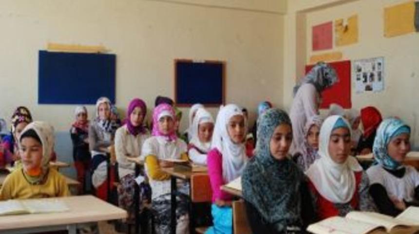 G&ouml;k&ccedil;e'de Yaz Kur&rsquo;an Kursuna B&uuml;y&uuml;k İlgi