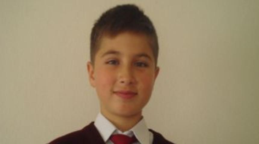 Demirci&rsquo;de Eski Başkanın Oğlu Sbs&rsquo;de İl&ccedil;e Birincisi Oldu