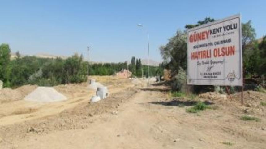 G&uuml;neykent B&ouml;l&uuml;nm&uuml;ş Yolu &Ccedil;alışmaları Devam Ediyor