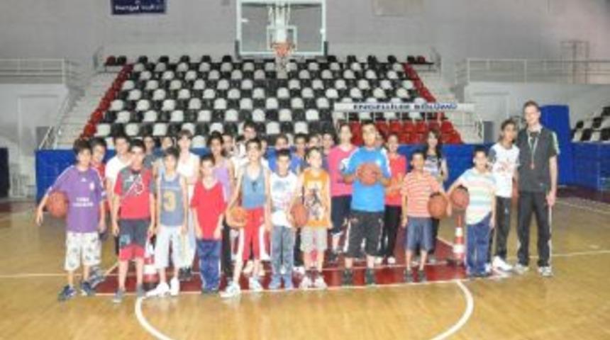 Basketbol, Yaz Spor Okullarının G&ouml;zde Branşlarından Oldu