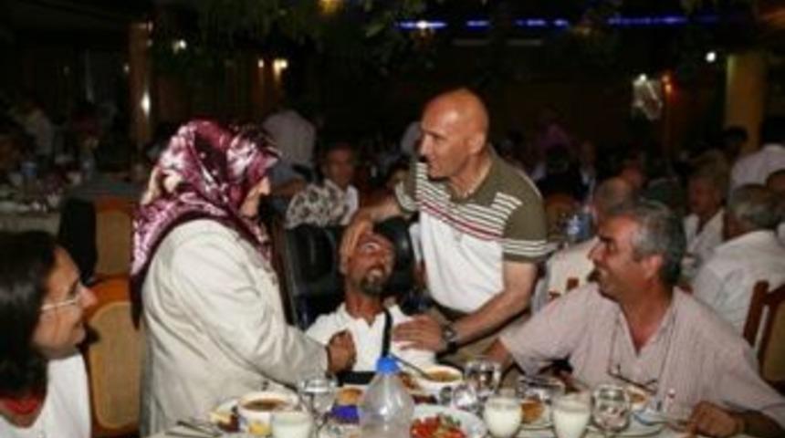 Kartal&rsquo;da İftar ve Sahur sofraları