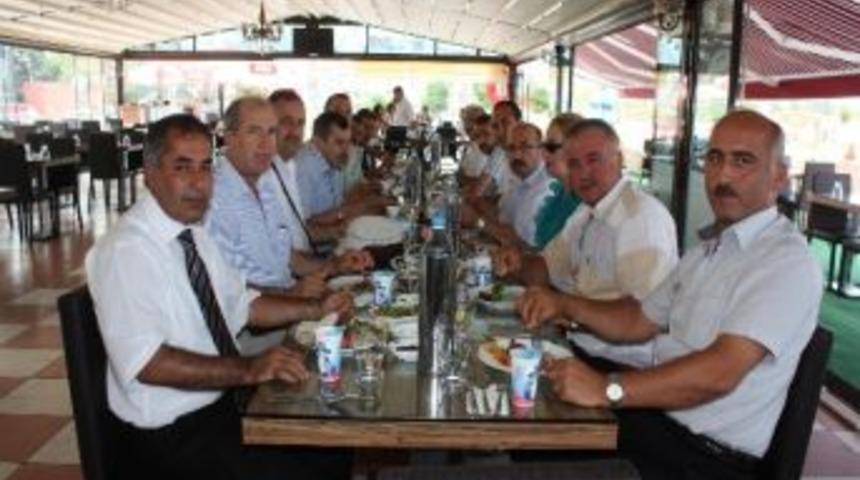 N&uuml;fus M&uuml;d&uuml;rleri G&ouml;rele&rsquo;de Toplandı