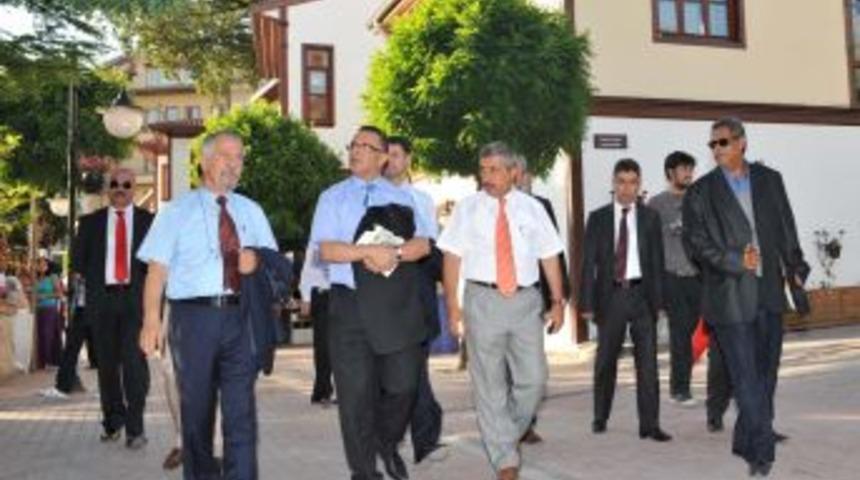 Tunus Heyeti, Altındağ'da Restorasyon Çalışmalarını Inceledi