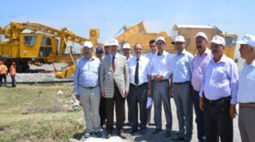 Vali Daş&ouml;z, Manisa-akhisar Demiryolu &Ccedil;alışmalarını İnceledi