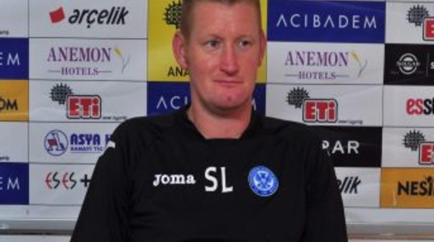 St. Johnstone Teknik Direkt&ouml;r&uuml; Lomas: Favori Takıma Karşı M&uuml;cadele Edeceğiz