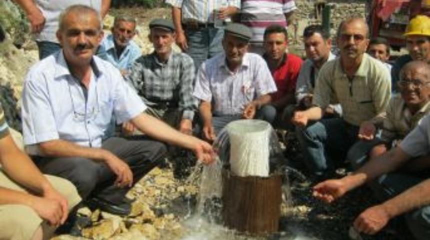 Yoldere K&ouml;yl&uuml;lerinin 3 Yıllık Su Hasreti Sona Erdi